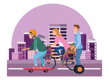 Bisiklet kaykay ve scooter ile insanlar