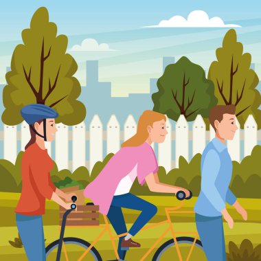 Bisiklet ve elektrikli scooter kullanan lar