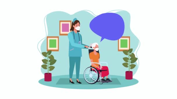Пожилая женщина в инвалидной коляске с медсестрой остаться дома для covid19 метод профилактики — стоковое видео