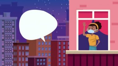 Daire balkonunda kovid19 için tıbbi maske takan afro bir kadın.