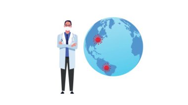 Doktor tıbbi maske ve Dünya Gezegeni animasyonu kullanıyor.