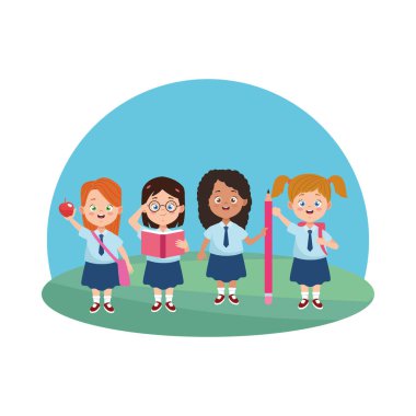 Üniformalı kızlar.