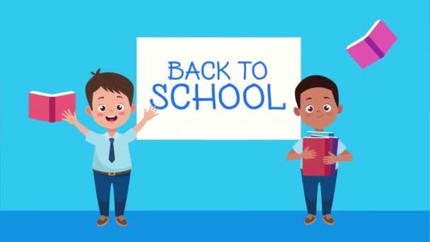 Vissza az iskolai szezonba kisfiúkkal és könyvekkel — Stock videók