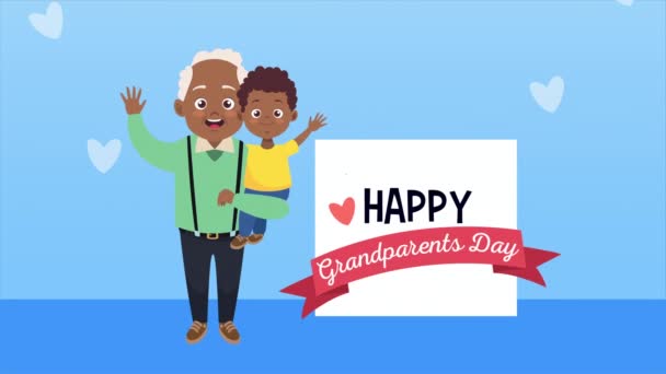 Heureux grand-parents carte de jour avec afro grand-père levage petit-fils — Video