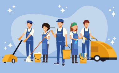 Ekip çalışanları ekipmanla birlikte.