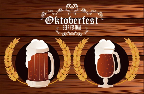 Affiche du festival de célébration oktoberfest avec tasse de bières et verre — Image vectorielle