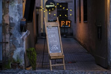 Eski Avrupa City Cafe işareti