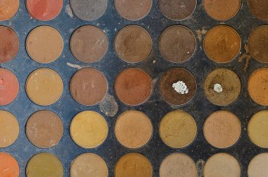 Closeup makyaj renkli göz farı paletleri