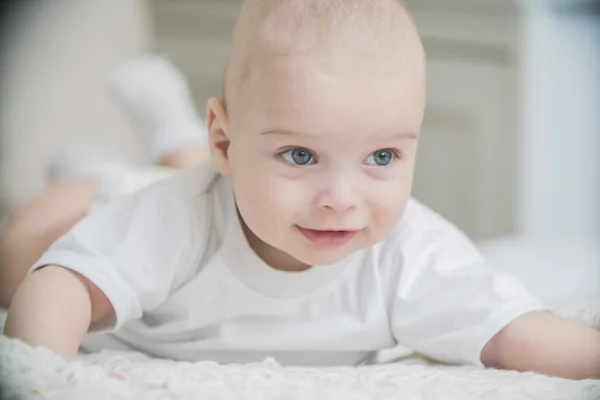 Glad Spädbarn Baby Leende — Stockfoto