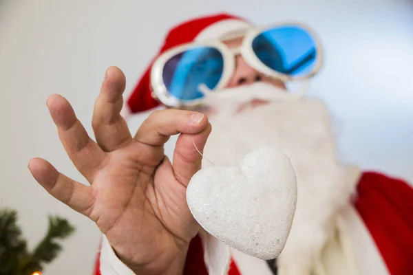 Roztomilý Bokovky Santa Claus Bílém Pozadí Nový Rok Vánoce Oslava — Stock fotografie