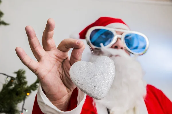 Roztomilý Bokovky Santa Claus Bílém Pozadí Nový Rok Vánoce Oslava — Stock fotografie