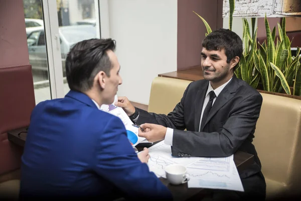 Gente Negocios Hablando Trabajo — Foto de Stock