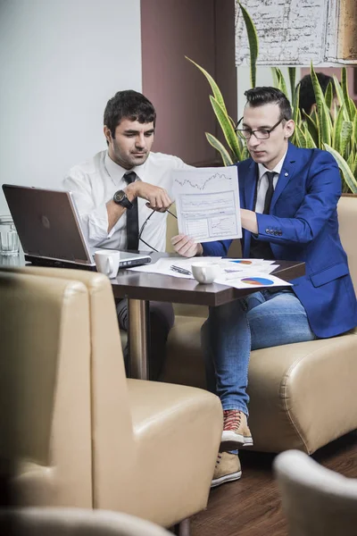 Gente Negocios Hablando Trabajo — Foto de Stock