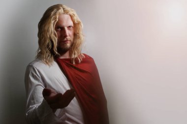 İsa Mesih portre hafif bir arka plan üzerinde