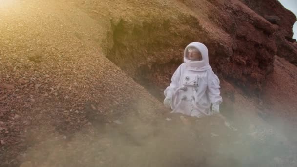 Astronaut Ruimte Draagt Kostuum — Stockvideo