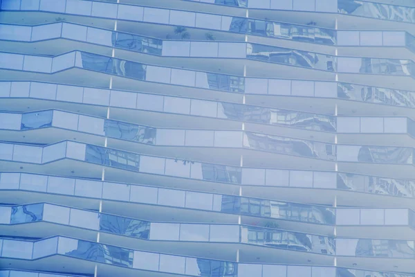 Фасад Небоскреба Бизнес Центр Крупным Планом Фоне Города — стоковое фото