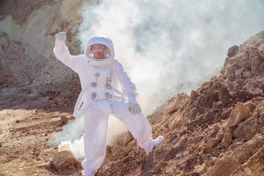 Gezegendeki Astronot Macerası