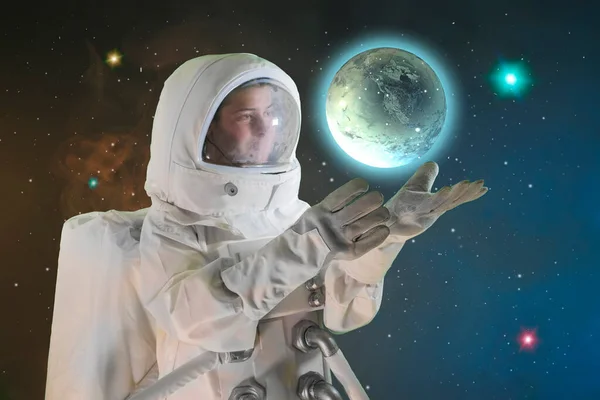 Διαστημάνθρωπος Και Αποστολή Του Μεικτά Μέσα — Φωτογραφία Αρχείου