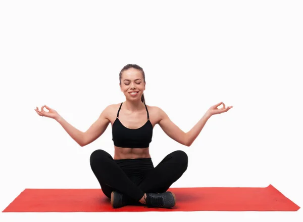 Caucásico Joven Hermosa Mujer Practicando Yoga Estudio Sobre Fondo Blanco —  Fotos de Stock