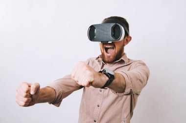 Sanal gerçeklik sürüş hipster man oyunu