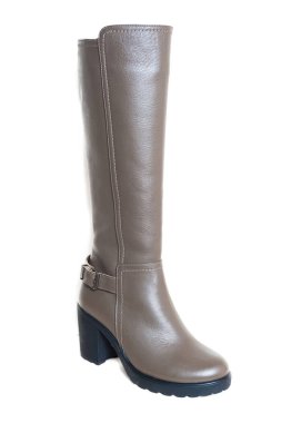 Beyaz arka plan üzerinde stüdyo çekimi izole kadın sonbahar Ayakkabı