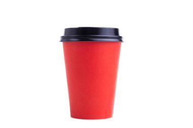 Kahve, çay, paket. Beyaz arka plan üzerinde siyah kapak ile kırmızı bir bardak fotoğrafı 
