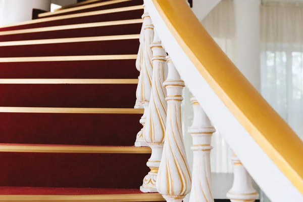 Foto Escaleras Antiguas Madera Una Hermosa Casa Museo — Foto de Stock