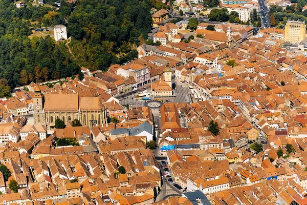 Roménia / Brasov, 16 / Setembro / 2019 Ampla vista aérea de Brasov Ci — Fotografia de Stock