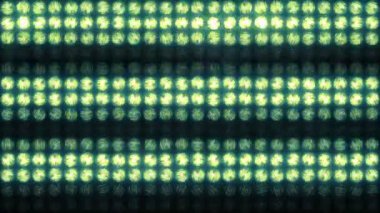 Dikey yırtık çizgili ışık duvardaki.