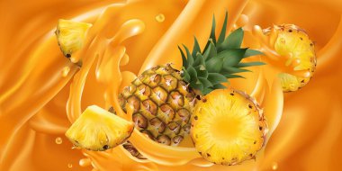 Meyve suyunda tam ve dilimlenmiş ananas.