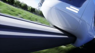 Fütürist bilim tek raylı tren. Gelecek kavramı. Gelecekçi şehir geçmişi. Çimen tarlası. 4K gerçekçi animasyon.