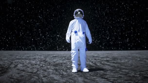 Astronauta en la luna permanezca ocioso. Animación realista 4k . — Vídeos de Stock