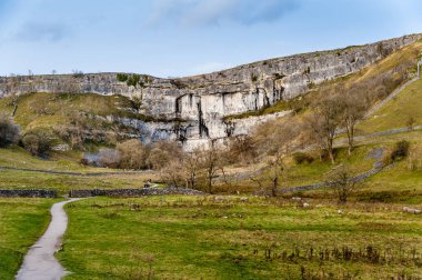Malham Cove kireç kışın