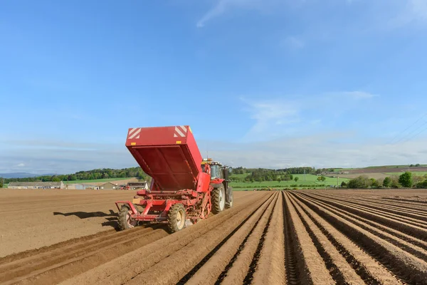 Ültetés Traktor Speciális Berendezések Burgonyával — Stock Fotó