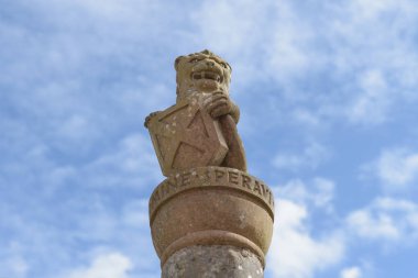 aslan heykeli Mercat çarmıhta Glamis Köyü, Angus, İskoçya