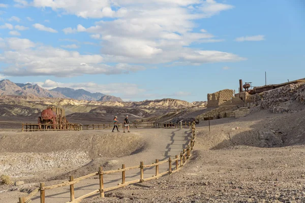 Ipari Munkálatok Maradványai Régi Harmony Borax Bányában Kaliforniai Death Valley — Stock Fotó