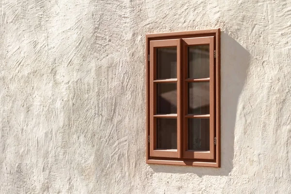 Traditionelles Hölzernes Fenster Geputztes Haus Eingebaut — Stockfoto