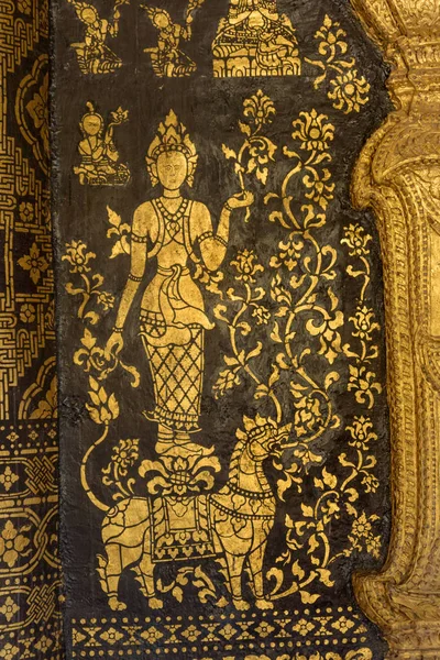 Fachada Esculpida Dourada Assembléia Sim Viharn Salão Construído 1560 Wat — Fotografia de Stock