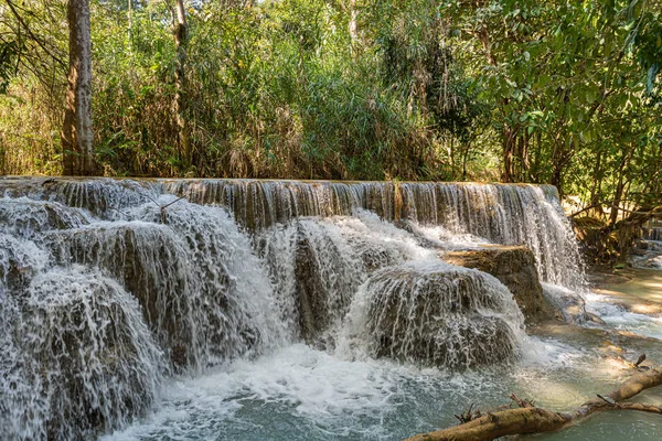 Den Vackra Kuang Vattenfall Nära Luang Prabang Laos — Stockfoto