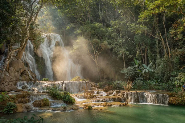 Piękny Wodospad Kuang Pobliżu Luang Prabang Laosie — Zdjęcie stockowe