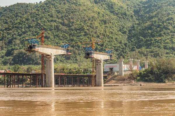 Luang Prabang Laosz Január 2019 Egy Híd Egész Mekong Folyón — Stock Fotó