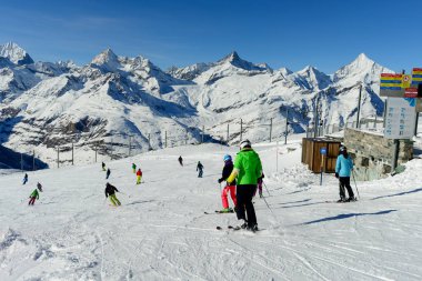 Gornergrat kayakçıları
