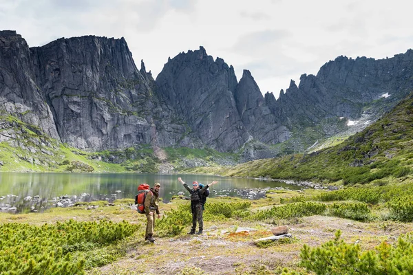 Viajeros Montañas Dusse Alin Rusia Lejano Oriente Khabarovsk Krai Los — Foto de Stock