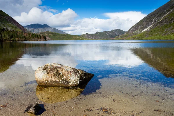 Cresta Montaña Burey Rusia Del Extremo Este Era Lago Big — Foto de Stock