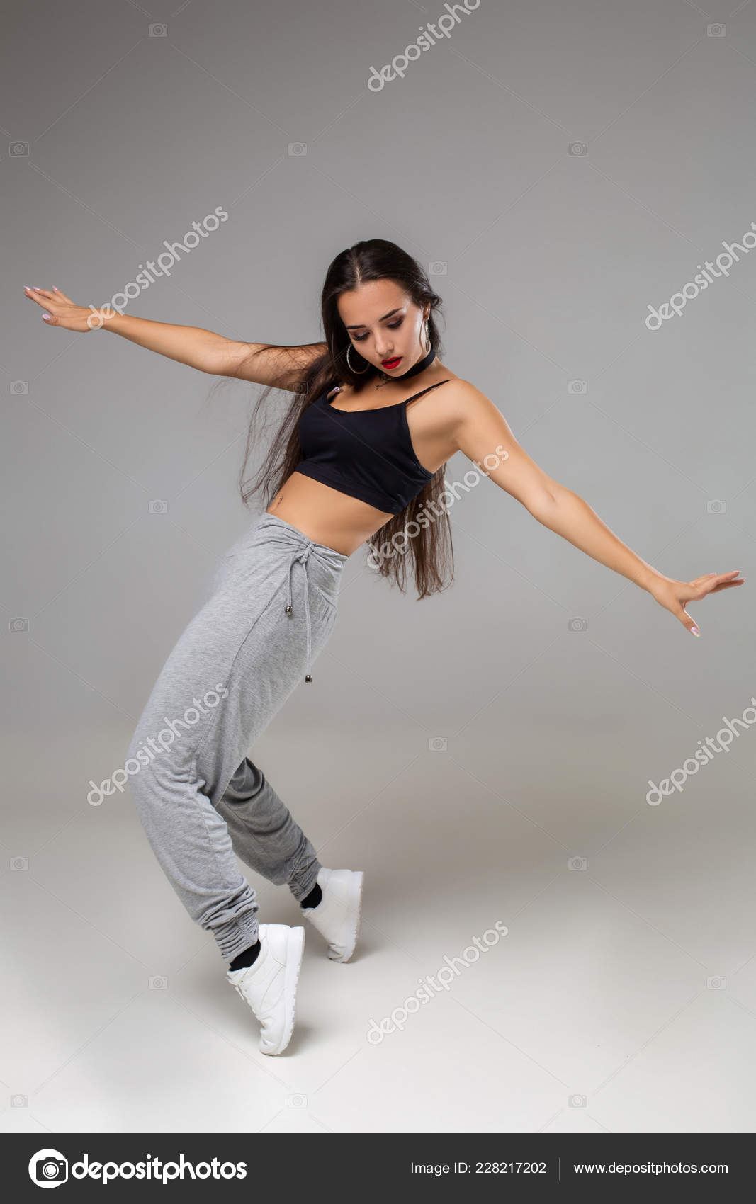 Young Hip Hop Dancer On White Hip Hop Stylish Studio Photo Background And  Picture For Free Download - Pngtree