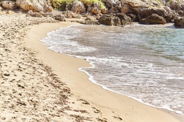 Nefes kesen doğal manzaralar ve Puglia, İtalya'nın deniz kenarı.