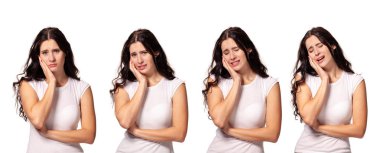 Beyaz stüdyo arka plan üzerinde izole poz hafif bir rahat t-shirt güzel kadın.