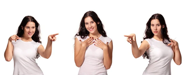 Schöne Frau in einem leichten lässigen T-Shirt posiert isoliert auf weißem Studiohintergrund. — Stockfoto