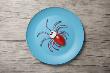 Taze sebze ile bir örümcek yapma kolay makbuz