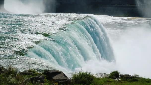 尼亚加拉大瀑布水的流动 — 图库视频影像